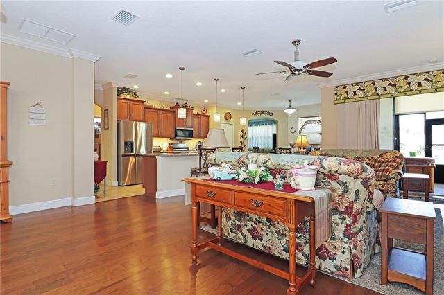 6104 HUNTERS RIDGE AVENUE, Leesburg, FL 34748