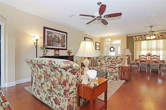 6104 HUNTERS RIDGE AVENUE, Leesburg, FL 34748