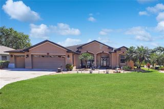 6104 HUNTERS RIDGE AVENUE, Leesburg, FL 34748