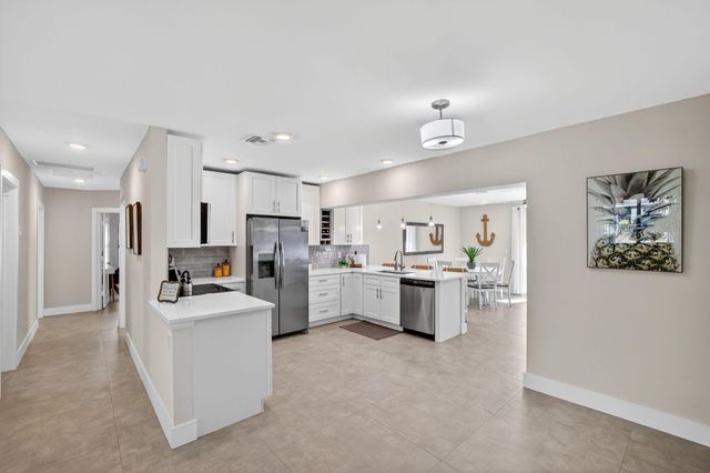 254 NE 20th Street, Delray Beach, FL 33444