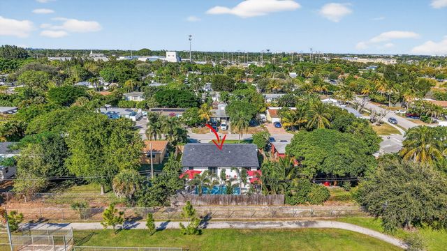 254 NE 20th Street, Delray Beach, FL 33444
