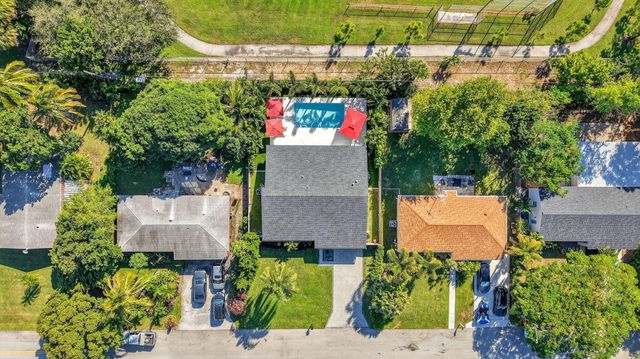 254 NE 20th Street, Delray Beach, FL 33444