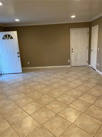 381 Carmel Way, Hemet, CA 92545