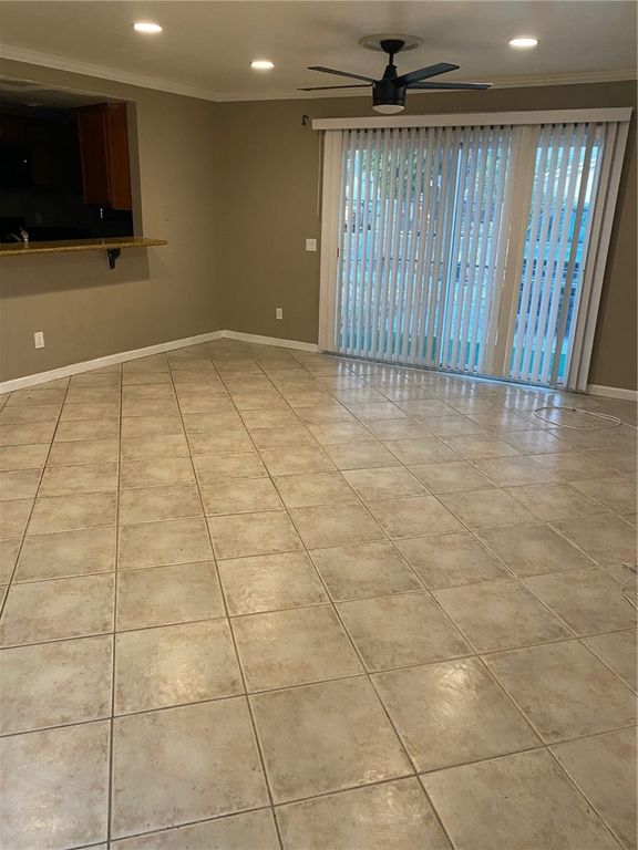 381 Carmel Way, Hemet, CA 92545