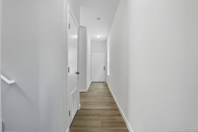 1958 E Crockett, San Antonio, TX 78202