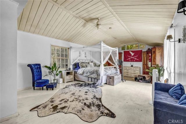 13505 Hatteras, Valley Glen, CA 91401