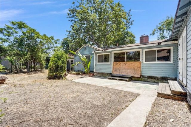 13505 Hatteras, Valley Glen, CA 91401