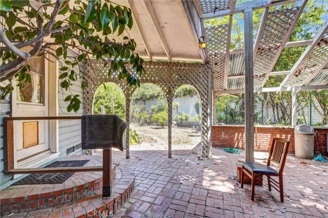 13505 Hatteras, Valley Glen, CA 91401