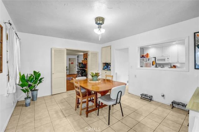 13505 Hatteras, Valley Glen, CA 91401