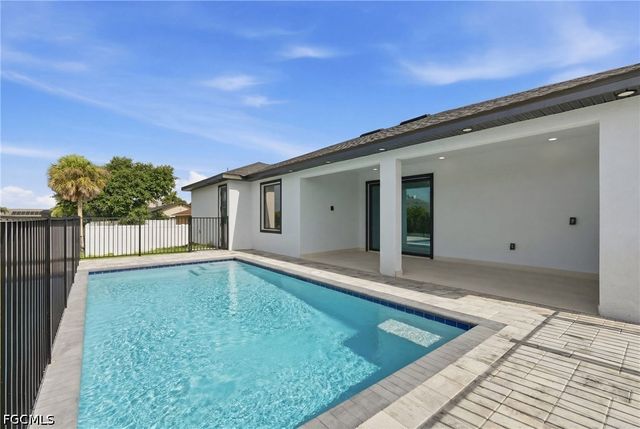 1232 Hancock Bridge PKWY, Cape Coral, FL 33990
