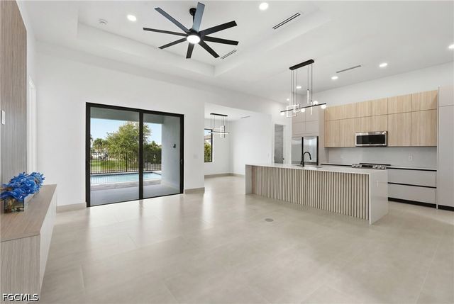 1232 Hancock Bridge PKWY, Cape Coral, FL 33990