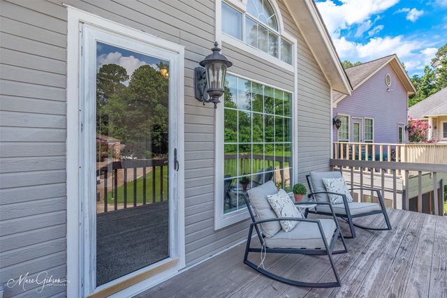 5706 Wood Ridge Drive, Shreveport, LA 71119