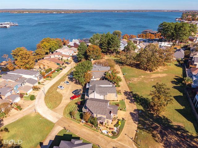 5706 Wood Ridge Drive, Shreveport, LA 71119