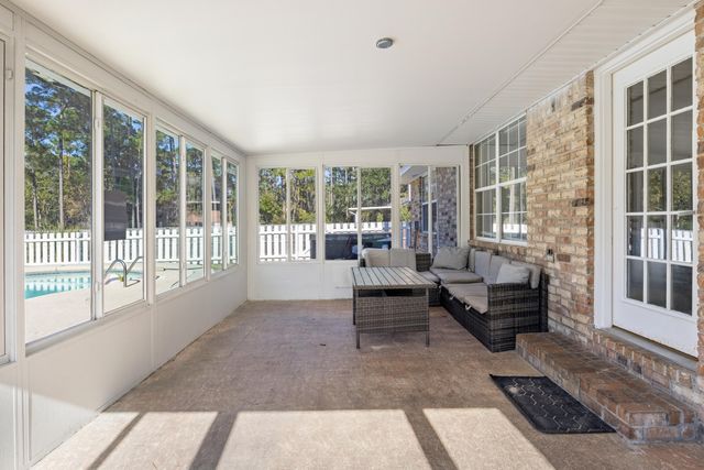 2005 Cardinal Lane, Navarre, FL 32566