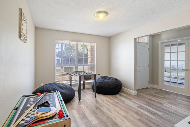 2005 Cardinal Lane, Navarre, FL 32566