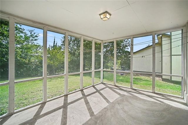 3707 E 114th Terrace, Kansas City, MO 64137