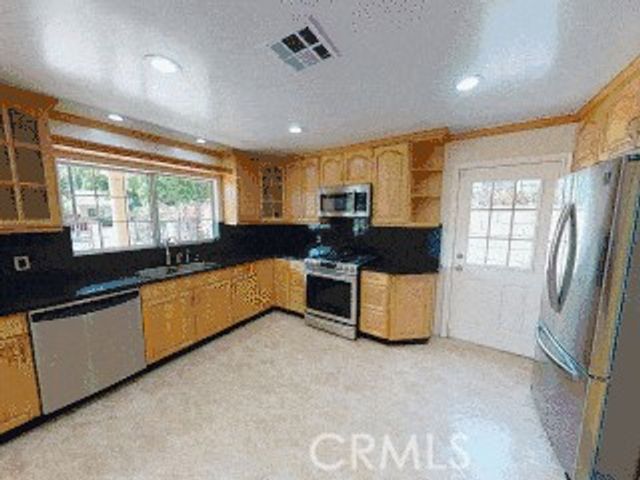 6508 Mammoth Avenue, Valley Glen, CA 91401