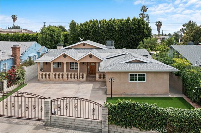 6508 Mammoth Avenue, Valley Glen, CA 91401