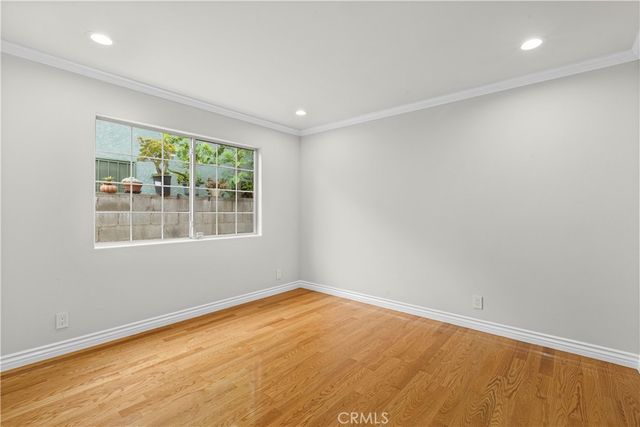 6508 Mammoth Avenue, Valley Glen, CA 91401