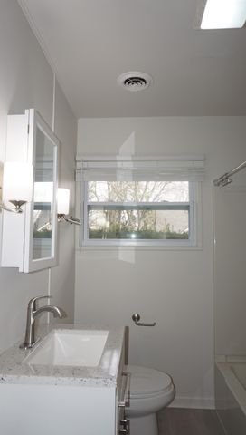 2364 Pinecrest Avenue, Ann Arbor, MI 48104