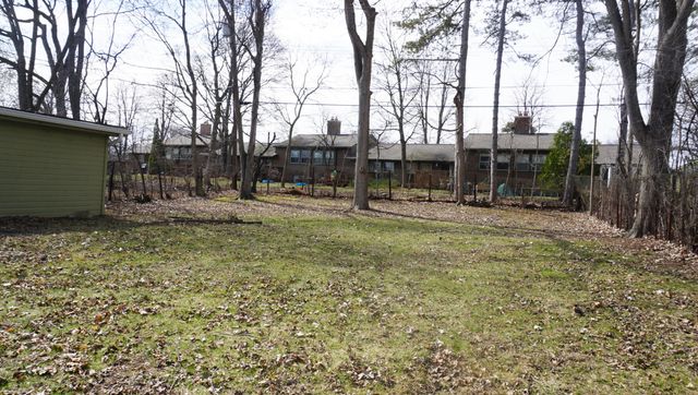 2364 Pinecrest Avenue, Ann Arbor, MI 48104