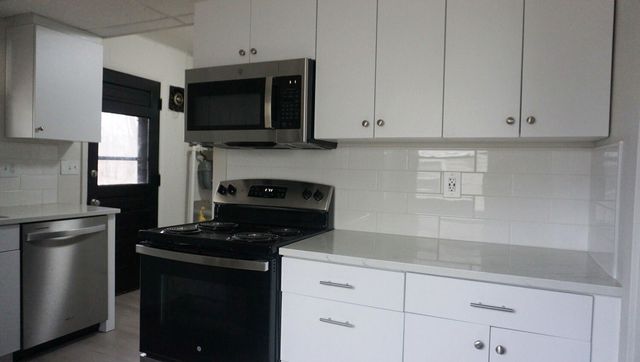 2364 Pinecrest Avenue, Ann Arbor, MI 48104