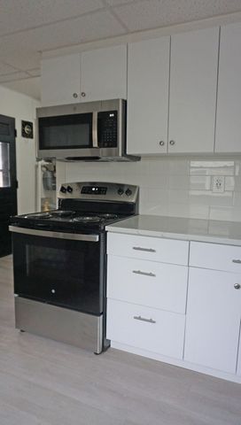 2364 Pinecrest Avenue, Ann Arbor, MI 48104