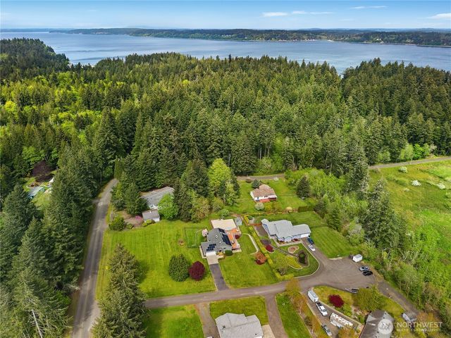 8434 Baird Road NE, Olympia, WA 98516