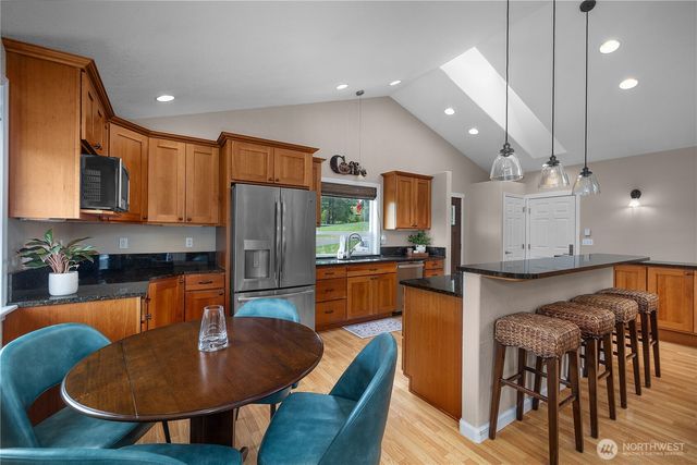 8434 Baird Road NE, Olympia, WA 98516