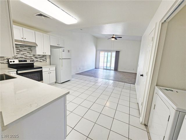 1821 Pershing Avenue B, Pahrump, NV 89048