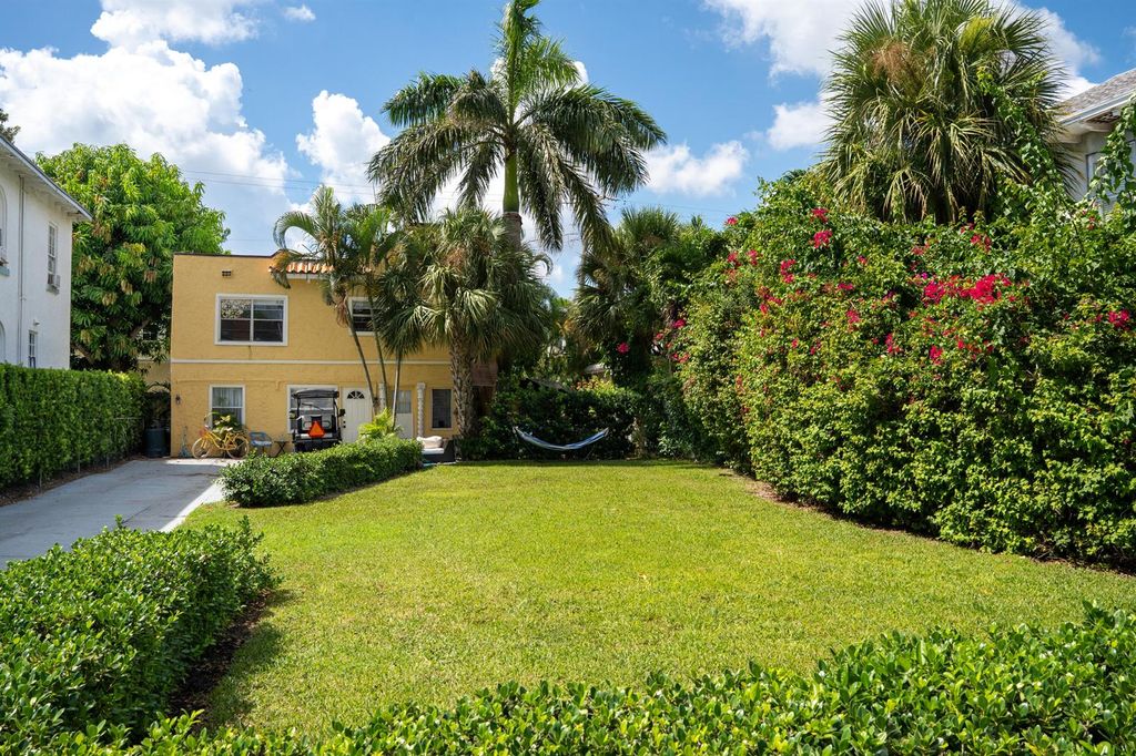 256 Seminole Avenue, Palm Beach, FL 33480