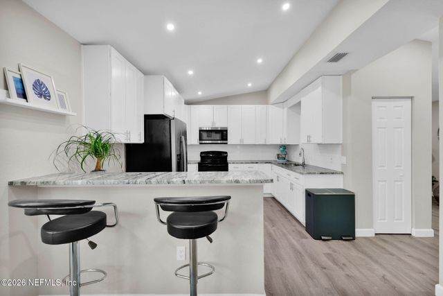 6786 W GASPAR Circle, Jacksonville, FL 32219