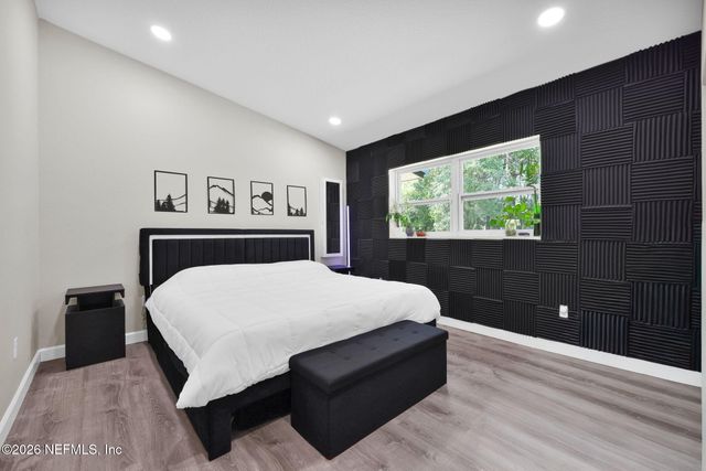 6786 W GASPAR Circle, Jacksonville, FL 32219