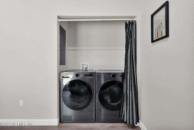 6786 W GASPAR Circle, Jacksonville, FL 32219