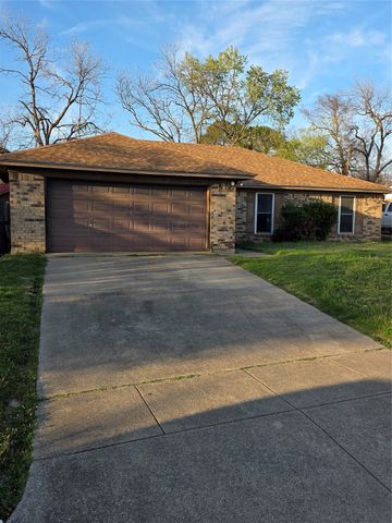 6609 Yolanda Drive, Fort Worth, TX 76112