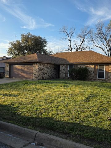 6609 Yolanda Drive, Fort Worth, TX 76112