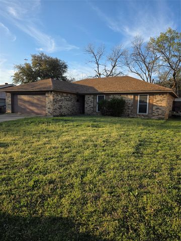6609 Yolanda Drive, Fort Worth, TX 76112