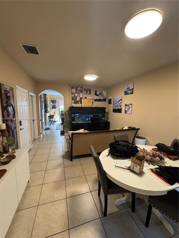 23477 SW 112th Pl, Homestead, FL 33032