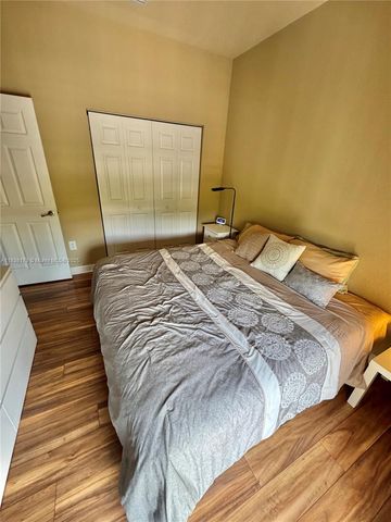 23477 SW 112th Pl, Homestead, FL 33032