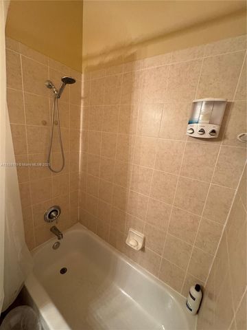 23477 SW 112th Pl, Homestead, FL 33032