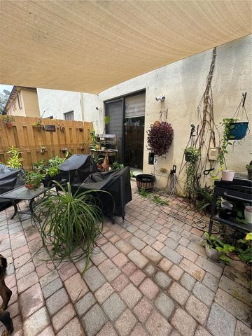 23477 SW 112th Pl, Homestead, FL 33032