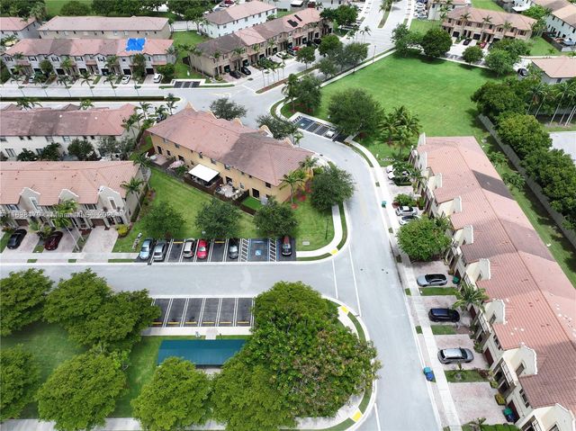 23477 SW 112th Pl, Homestead, FL 33032