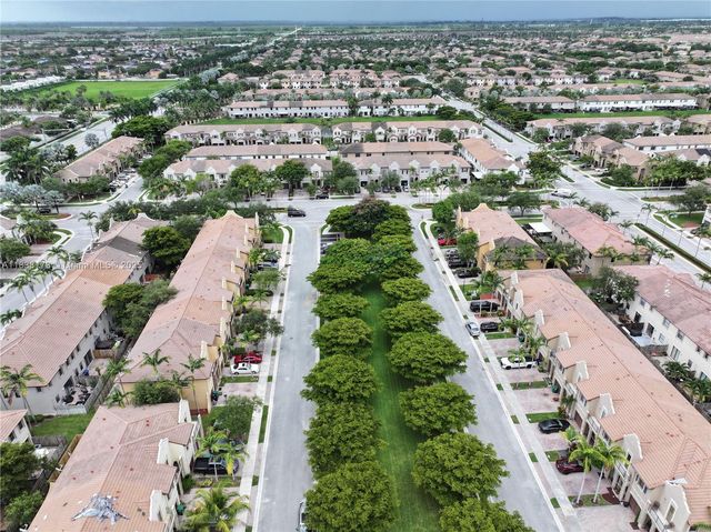 23477 SW 112th Pl, Homestead, FL 33032