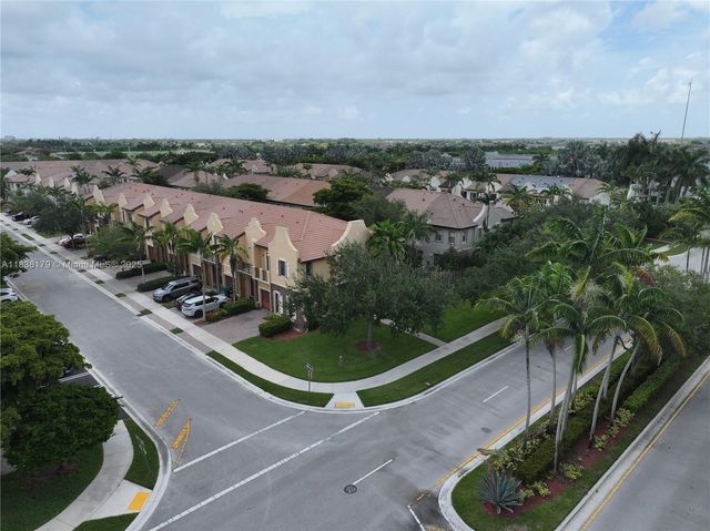 23477 SW 112th Pl, Homestead, FL 33032