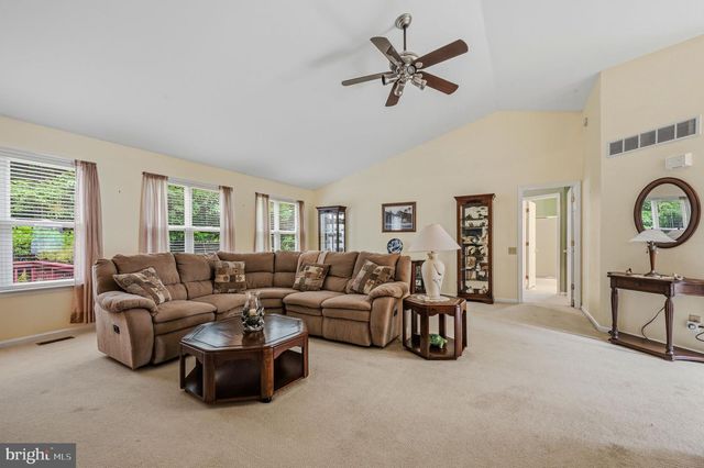 333 CHATTAHOOCHEE DR, Bear, DE 19701