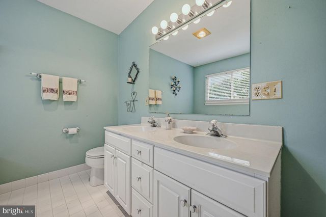 333 CHATTAHOOCHEE DR, Bear, DE 19701