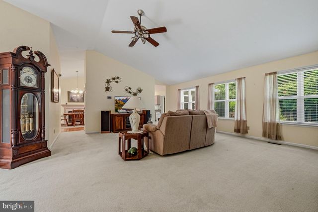 333 CHATTAHOOCHEE DR, Bear, DE 19701