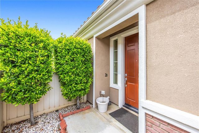 1729 Scottsdale Rd, Beaumont, CA 92223