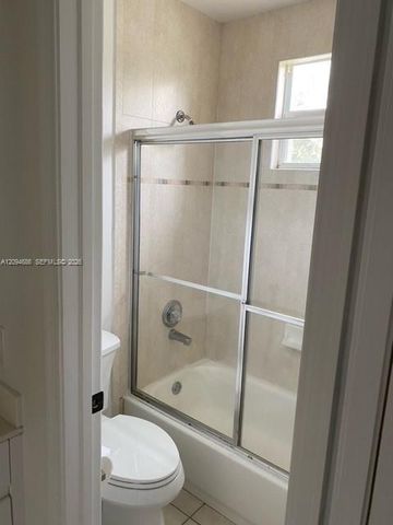 1122 Hickory Way, Weston, FL 33327