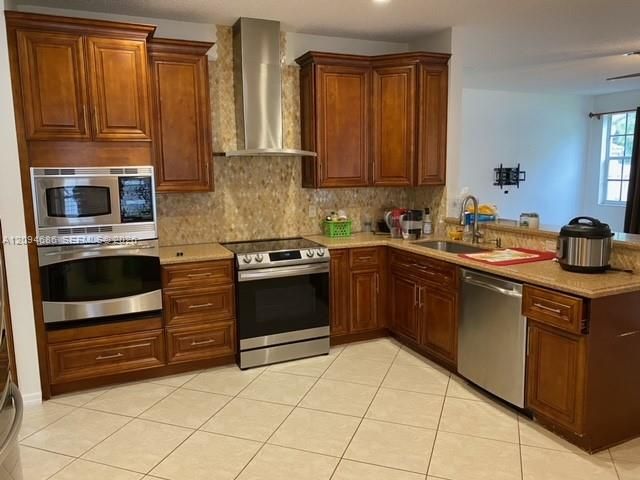 1122 Hickory Way, Weston, FL 33327